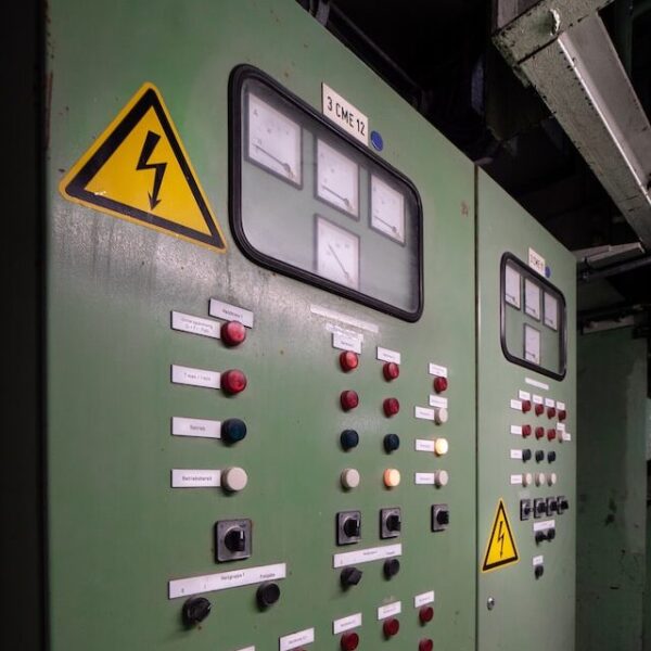 What Fire Extinguisher for Electrical Fire? Safe Workers UK