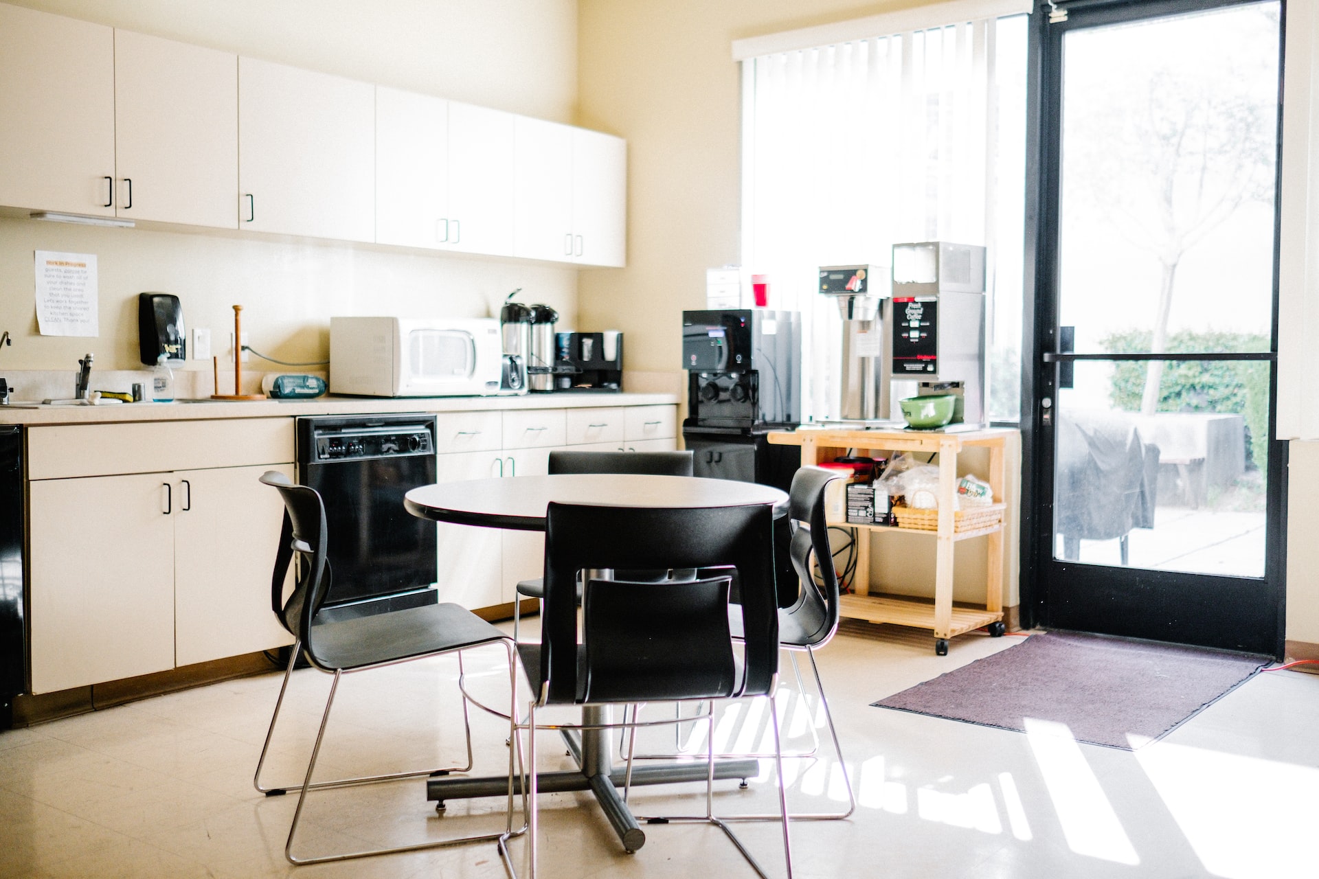 How Many Breaks in a 12 hour Shift? | UK Legal Requirements
